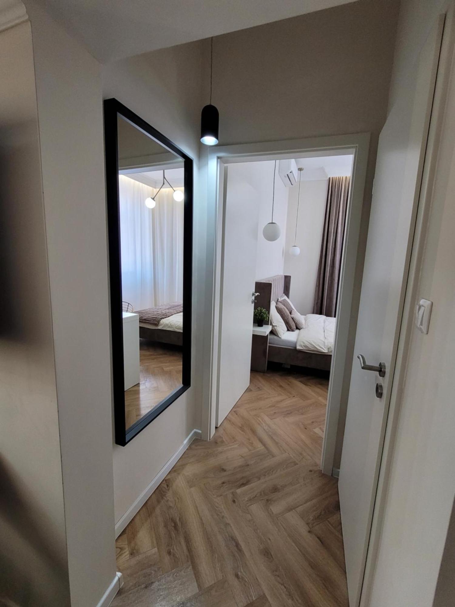 Secret Hideout Bp Apartment
